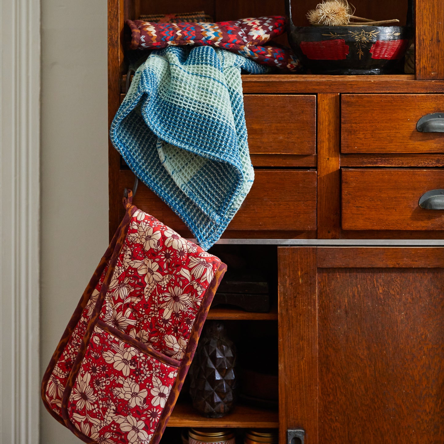 Evette Double Oven Mitt